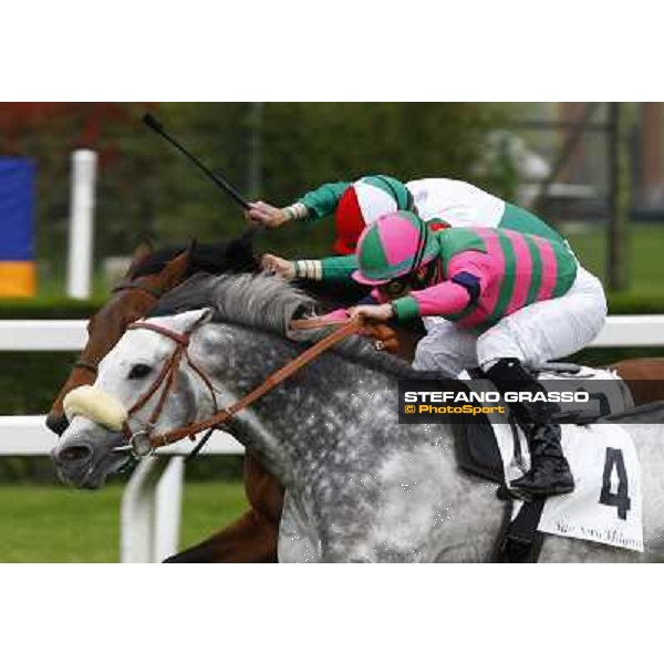 Mirco Demuro on Voila Ici goes to win the Premio Federico Regoli beating Dario Vargiu on Estejo Milan, San Siro racetrack 11th april 2010 ph. Stefano Grasso