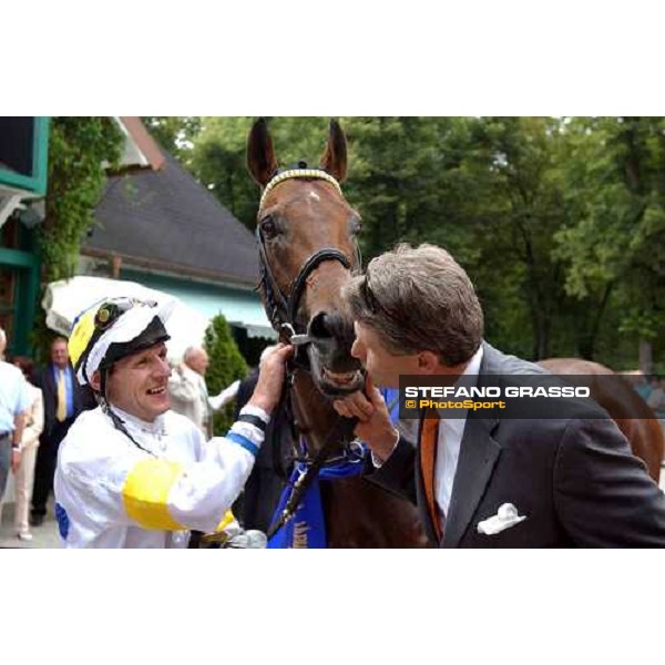 owner of Intendant Mr. Leve and Jockey Palik- Grosser Dallmayr Preis Munchen 1st august 2004 ph. Stefano Grasso