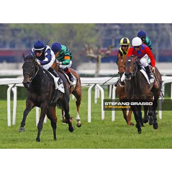 Mirco Demuro on Carioca goes to win the Premio Seregno beating Umberto Rispoli on Cronsa Milan - San Siro racetrack, 11st april 2010 ph. Stefano Grasso