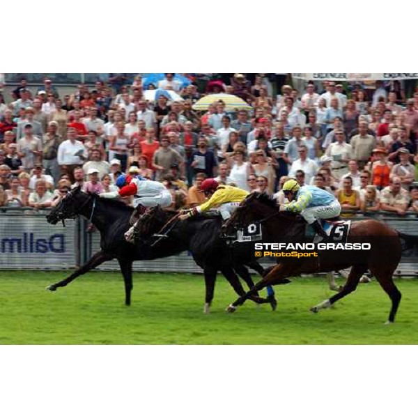 finish of Dallmayr Coupe - 1000 meters Munchen 1st august 2004 ph. Stefano Grasso