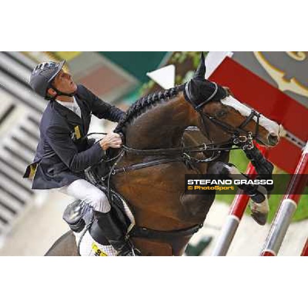 Marcus Ehning on Plot Blue wins the Rolex Fei World Cup final Geneva, 18th april 2010 ph. Stefano Grasso