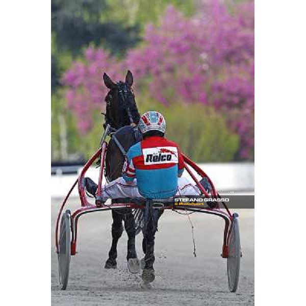 Pietro Gubellini warming up with Mago d\' Amore before winning the Gran Premio d\' Europa Milan, San Siro 25th april 2010 ph. Stefano Grasso