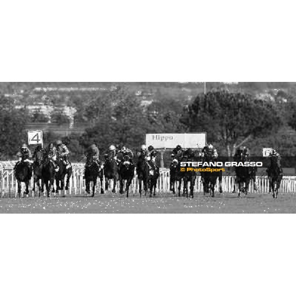 last 100 meters to the line for Mirco Demuro and Worthadd winners of the 127° Derby Italiano Rome, 8th may 2010 ph. Stefano Grasso