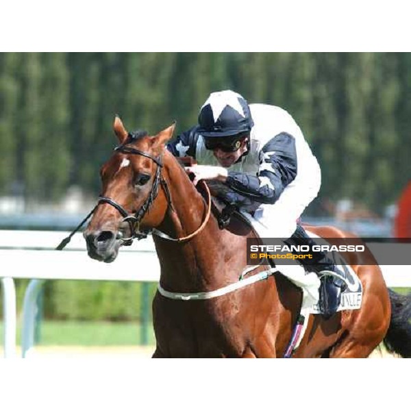 close up for Mister Monet and Joseph Fanning on the winning post of Prix Guillaume d\'Ornano Deauville 21st august 2004 ph. Stefano Grasso