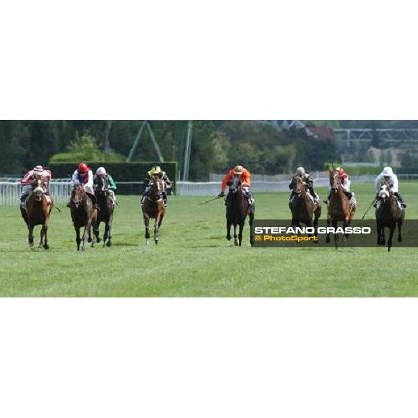 last few meters of Prix du Calvados- The winner Cours de la Reine 2nd from left) Deauville 21st august 2004 ph. Stefano Grasso