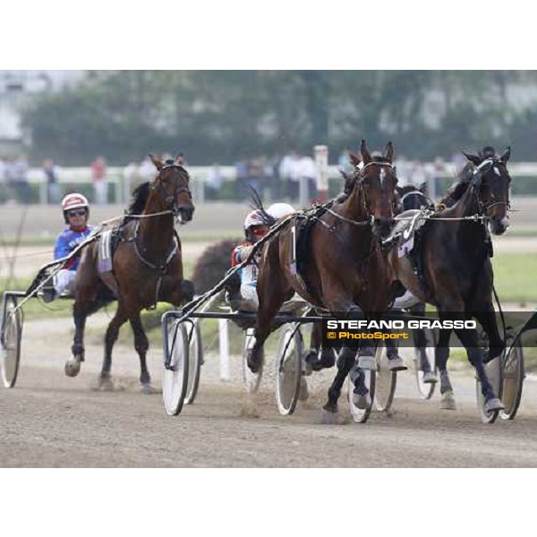 Pietro Gubellini and Geox 61¡ Gp Lotteria - the Consolation Napoli, Agnano racetrack 2nd may 2010 ph. Stefano Grasso