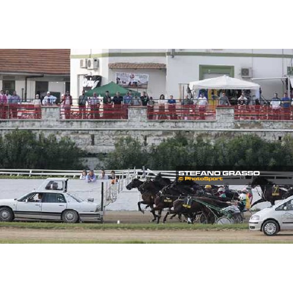 start 61¡ Gp Lotteria - the final Napoli, Agnano racetrack 2nd may 2010 ph. Stefano Grasso