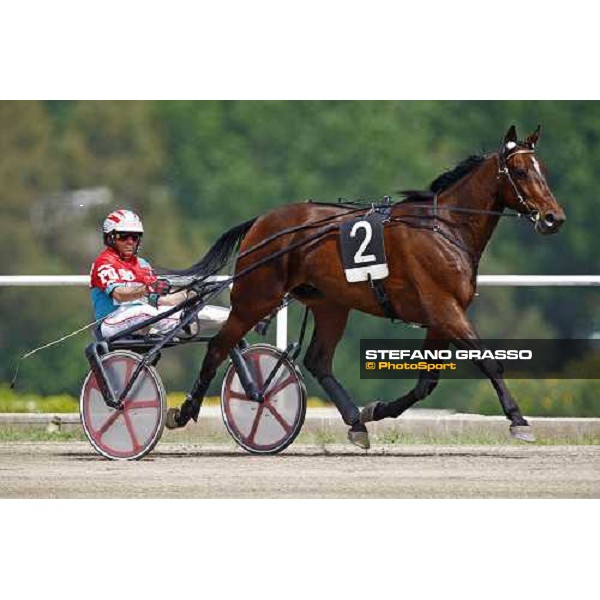 Geox- winner of the Consolation 61¡ Gp Lotteria Napoli, Agnano racetrack 2nd may 2010 ph. Stefano Grasso