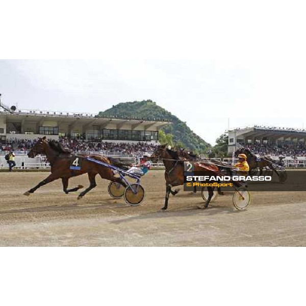 finish 3rd heat - Irving Rivarco 61¡ Gp Lotteria Napoli, Agnano racetrack 2nd may 2010 ph. Stefano Grasso
