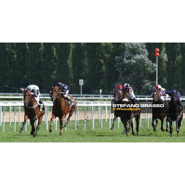 last 20 meters of Prix Guillaume d\'Ornano. Mister Monet, 1st from left, the winner Deauville 21st august 2004 ph. Stefano Grasso