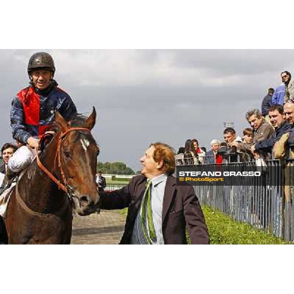 Luca Maniezzi on Diocleziano and Salvatore Limata enter the winner circle after winning the Premio WWF Emirates Airline beating Relco Italy Rome - Capannelle racetarck, 16th may 2010 ph. Stefano Grasso