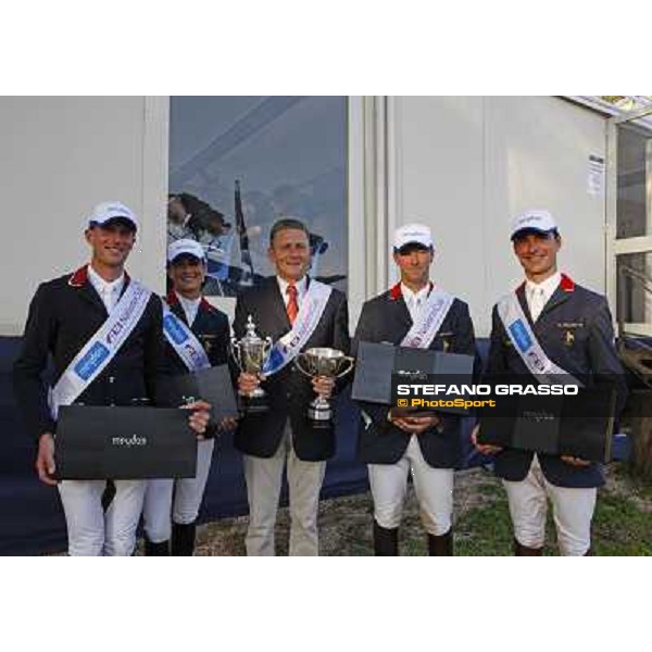 The French Team winner of the Meydan Fei Nations Cup - 78¡ Csio Piazza di Siena Rome, 28th may 2010 ph. Stefano Grasso