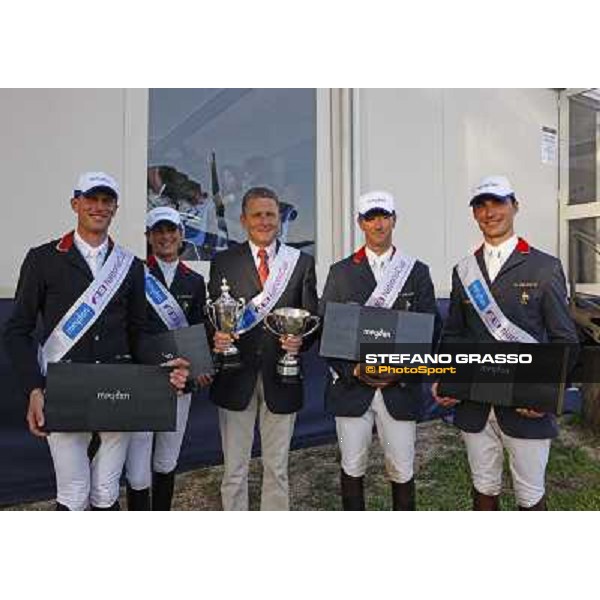 The French Team winner of the Meydan Fei Nations Cup - 78¡ Csio Piazza di Siena Rome, 28th may 2010 ph. Stefano Grasso