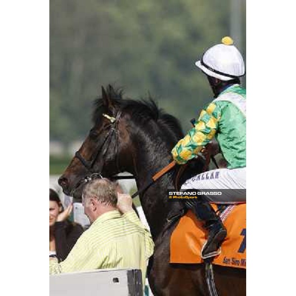 Neil Callan on Pressing enters the track before the Premio Carlo Vittadini Milano, 30th may 2010 ph. Stefano Grasso