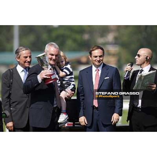 prize giving ceremony of the Oaks d\' Italia Milan - San Siro racetrack, 30th may 2010 ph. Stefano Grasso
