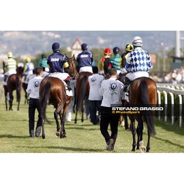 Turati, breeded by Nordovest stable of Mr. Aldo Cirla, closes the parade before the start of the 126¡ Derby Italiano Better Rome Capannelle, 9th may 2009 ph. Stefano Grasso