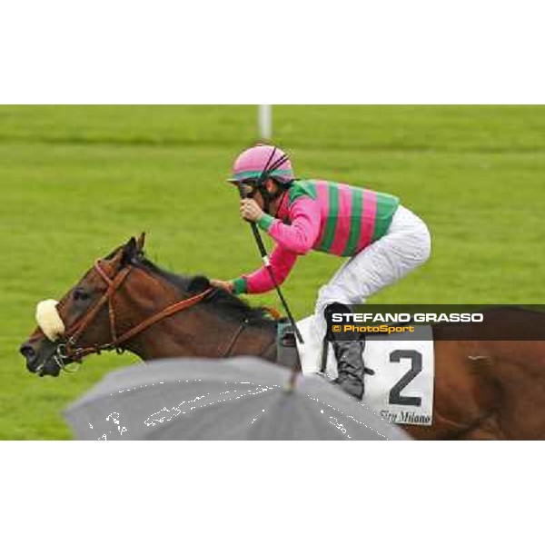 Mirco Demuro on Blu Constellation wins the Premio Primi Passi Milan, San Siro racetrack, 20th june 2010 ph. Stefano Grasso