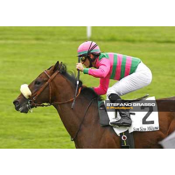 Mirco Demuro on Blu Constellation wins the Premio Primi Passi Milan, San Siro racetrack, 20th june 2010 ph. Stefano Grasso