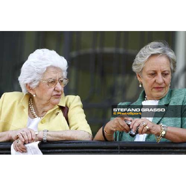 Lady Margherita Mezzanotte and her daughter Giovanna Milan, San Siro racetrack - 27th june 2010 ph. Stefano Grasso