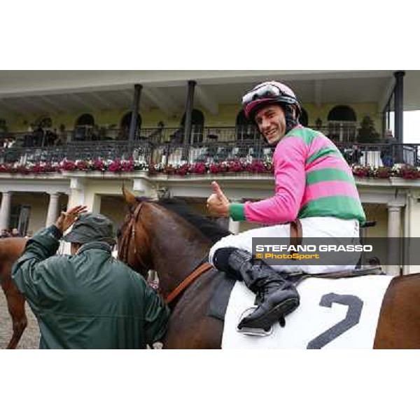 Mirco Demuro returns home on Blu Constellation after winning the Premio Primi Passi Milan, San Siro racetrack, 20th june 2010 ph. Stefano Grasso