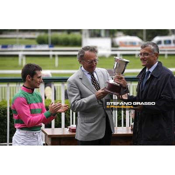 prize giving of Premio Primi Passi - Ing. Diego Romeo, Francesco Ruffo della Scaletta and Mirco Demuro Milan, San Siro racetrack, 20th june 2010 ph. Stefano Grasso