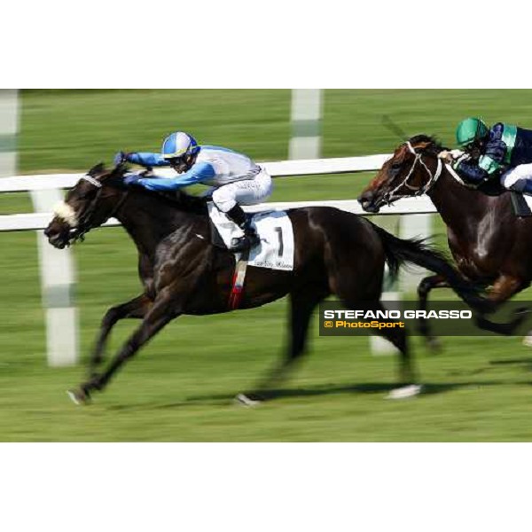 Umberto Rispoli on Gaudiana wins the Premio Mella Milan - San Siro racetrack, 4th july 2010 ph. Stefano Grasso