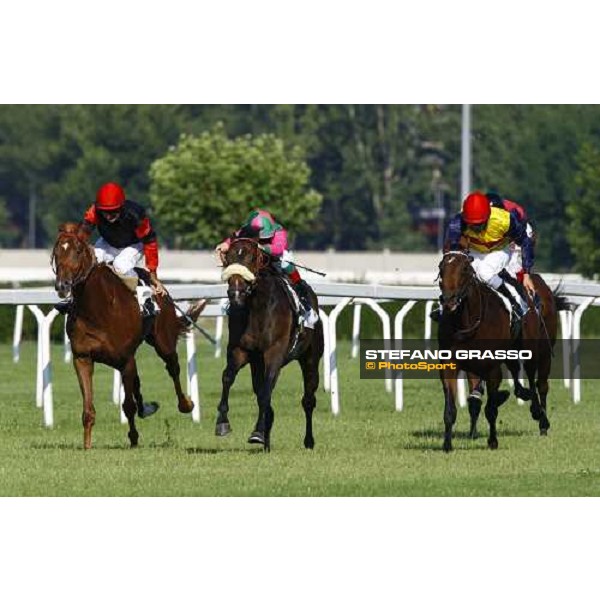 Mirco Demuro on Arneb goees to win the Premio Giuseppe de Montel beating Cisneros and Free Winner Milan - San Siro racetrack, 4th july 2010 ph. Stefano Grasso