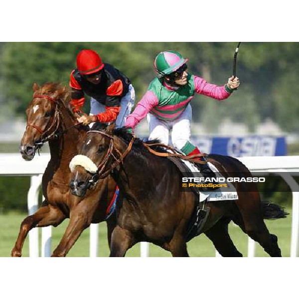 Mirco Demuro on Arneb wins the Premio Giuseppe de Montel beating Cisneros Milan - San Siro racetrack, 4th july 2010 ph. Stefano Grasso