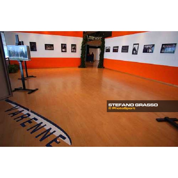 Varenne\'s photographic exibition by Stefano Grasso at the club house of San Siro racetrack- Art Direction by arch. Claudia Bellini Milan, 12th september 2004 ph. Stefano Grasso