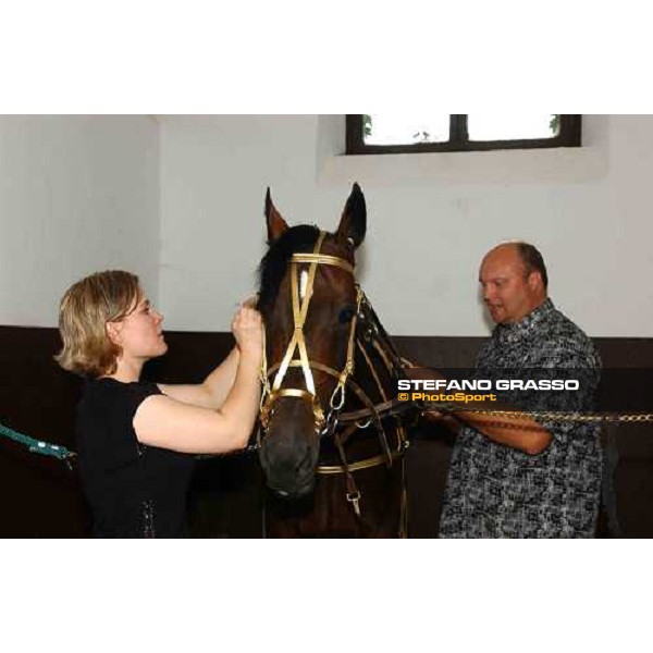 Iina, Varenne and Jory before the exibition Milan San Siro racetrack 12th september 2004 ph. Stefano Grasso