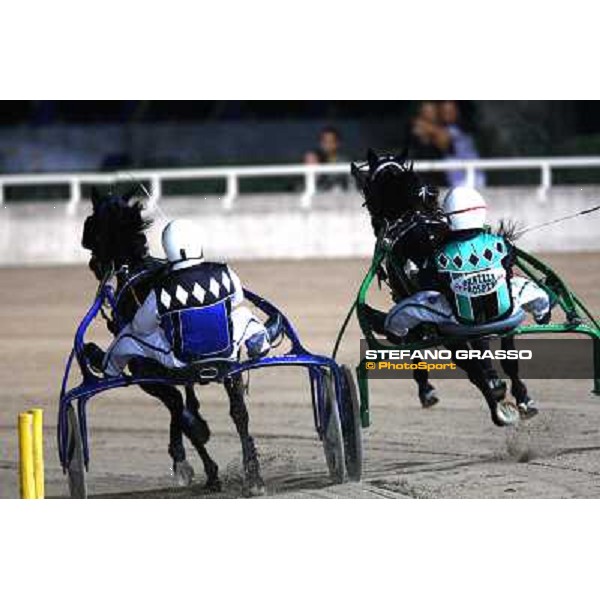 Maik Esper with Looney Tunes and Enrico Bellei with Italiano turn the bend of the race off of the Campionato Europeo 2010 Cesena, 4th sept. 2010 ph.StefanoGrasso