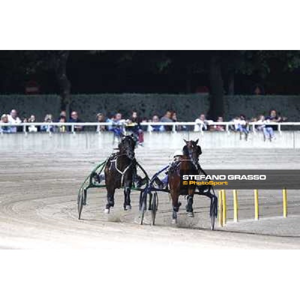 Maik Esper with Looney Tunes leads on Enrico Bellei with Italiano and goes to win the race off of the Campionato Europeo 2010 Cesena, 4th sept. 2010 ph.StefanoGrasso