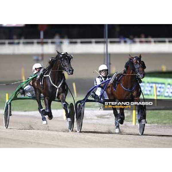Maik Esper with Looney Tunes leads on Enrico Bellei with Italiano and goes to win the race off of the Campionato Europeo 2010 Cesena, 4th sept. 2010 ph.StefanoGrasso