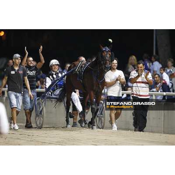 Maik Esper with Looney Tunes and his connection celebrate after winning the race off of the Campionato Europeo 2010 Cesena, 4th sept. 2010 ph.StefanoGrasso