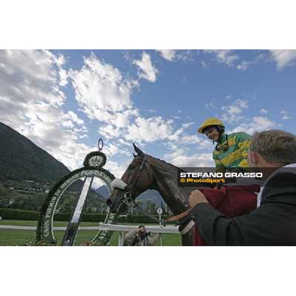 James Reveley and Rigoureux win the 71¡ Gran Premio Merano Forst Merano - Maia, 26th sept. 2010 ph. Stefano Grasso