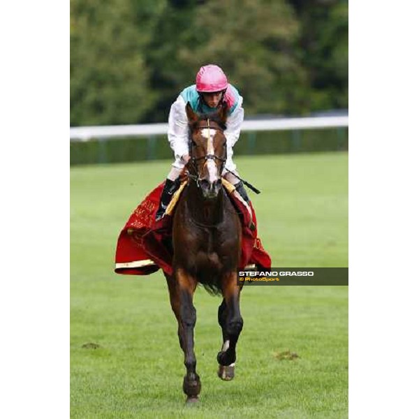 Ryan Moore and Workforce win the Qatar Prix de l\'Arc de Triomphe beating Nakayama Festa Paris - Longchamp, 3rd oct. 2010 ph. Stefano Grasso