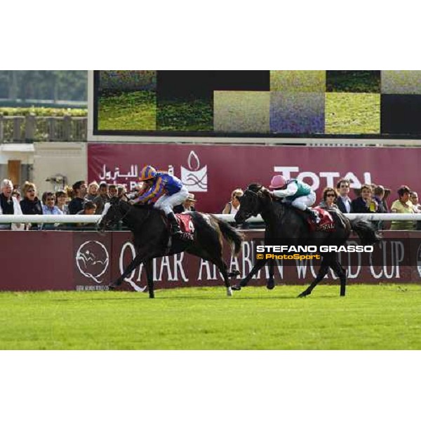 Johnny Murtagh on Misty for Me wins the Total Prix Marcel Boussac Paris - Longchamp, 3rd oct. 2010 ph. Stefano Grasso