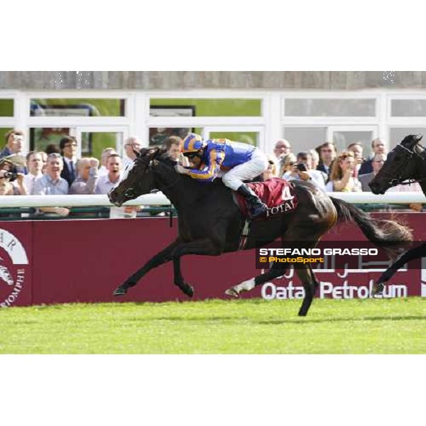 Johnny Murtagh on Misty for Me wins the Total Prix Marcel Boussac Paris - Longchamp, 3rd oct. 2010 ph. Stefano Grasso