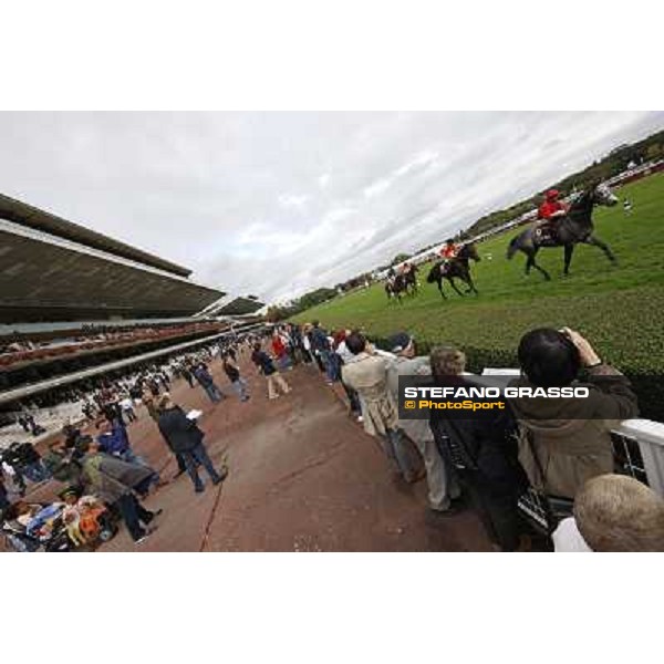 Racing, Portraits and Emotions from the week end of the Qatar Prix de l\'Arc de Triomphe Paris - Longchamp, 2nd oct. 2010 ph. Stefano Grasso