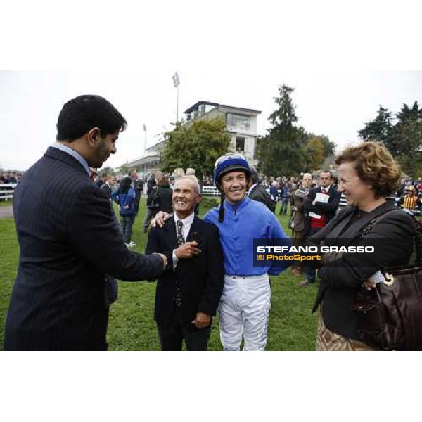 Saeed Bin Suroor, Gianfranco and Frankie Dettori and Diana Cooper in the paddock of San Siro galopp racetrack Milan - San Siro racetrack, 9th october 2010 ph. Stefano Grasso