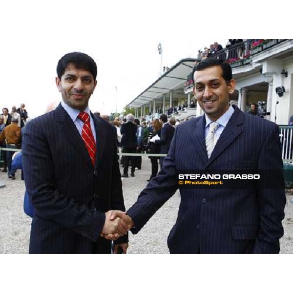 Handshake between trainers Saeed Bin Suroor and Mahmood Al Zarooni after triumphing at San Siro Milan - San Siro racetrack, 9th october 2010 ph. Stefano Grasso