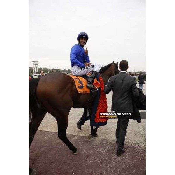 Ahmed Ajtebi returns home triumphing on Biondetti after winning the Gran Criterium Milan - San Siro racetrack, 9th october 2010 ph. Stefano Grasso