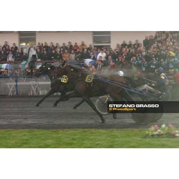 \'Jos Veerbeck with Abano As wins Grand Prix D\'Amerique 2003 Paris, Vincennes january 26 2003-ph.Stefano Grasso\' 