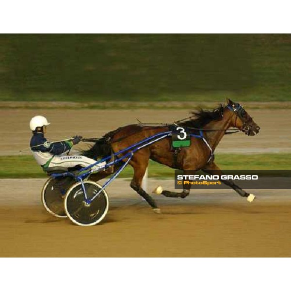 77° Derby Italiano del Trotto Gianni Targhetta with Enif Rob wins the Oaks del Trotto - Memorial Carlo and Asya Tranfo Rome, 10th october 2004 ph. Stefano Grasso