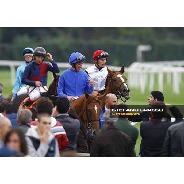 Frankie Dettori, Rio de la Plata and Saeed Bin Suroor return home after landing Premio Vittorio di Capua Milan - San Siro racetrack, 9th oct. 2010 ph. Stefano Grasso