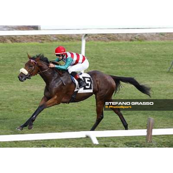 Fabio Branca on Good Karma wins the Premio Ubaldo Pandolfi Rome, Capanelle racetrack, 24th oct. 2010 ph. Stefano Grasso
