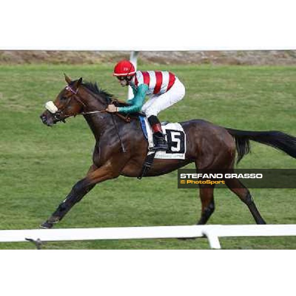 Fabio Branca on Good Karma wins the Premio Ubaldo Pandolfi Rome, Capanelle racetrack, 24th oct. 2010 ph. Stefano Grasso