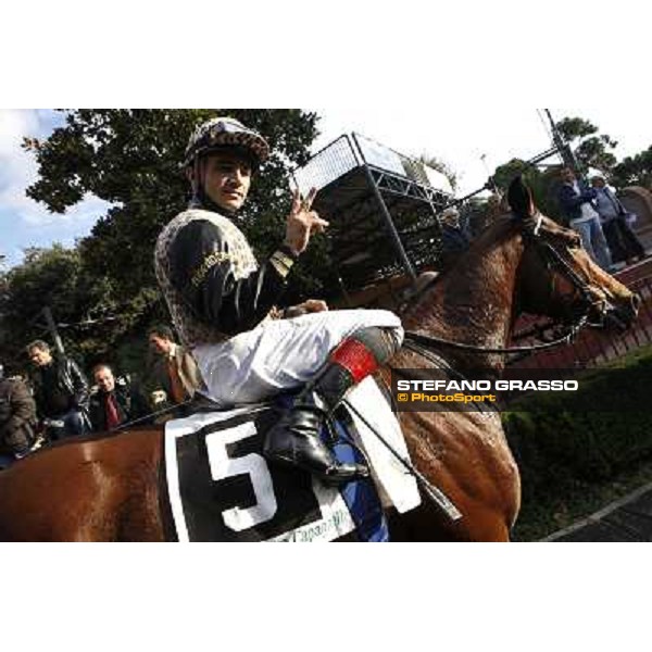 Dario Vargiu on Frankenstein wins the Premio Conte Felice Scheibler Rome, Capanelle racetrack, 24th oct. 2010 ph. Stefano Grasso