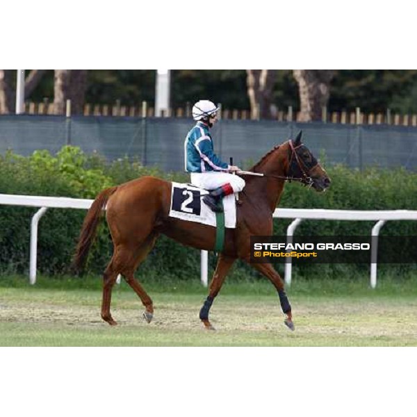 Umberto Rispoli on Aoife Alainn enters the track before winning the Premio Lydia Tesio Rome, Capannelle racetrack, 24th oct. 2010 ph. Stefano Grasso