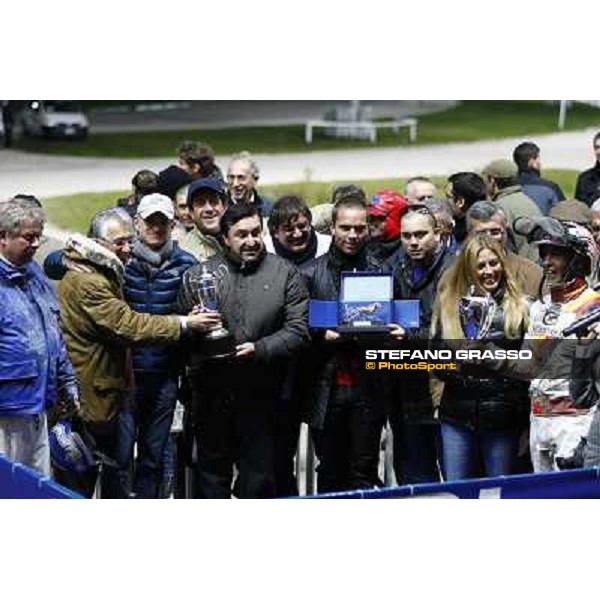Roberto Vecchione with Nesta Effe wins the Gran Premio Paolo e Orsino Orsi Mangelli Milan, San Siro racetrack 1st nov. 2010 ph. Stefano Grasso